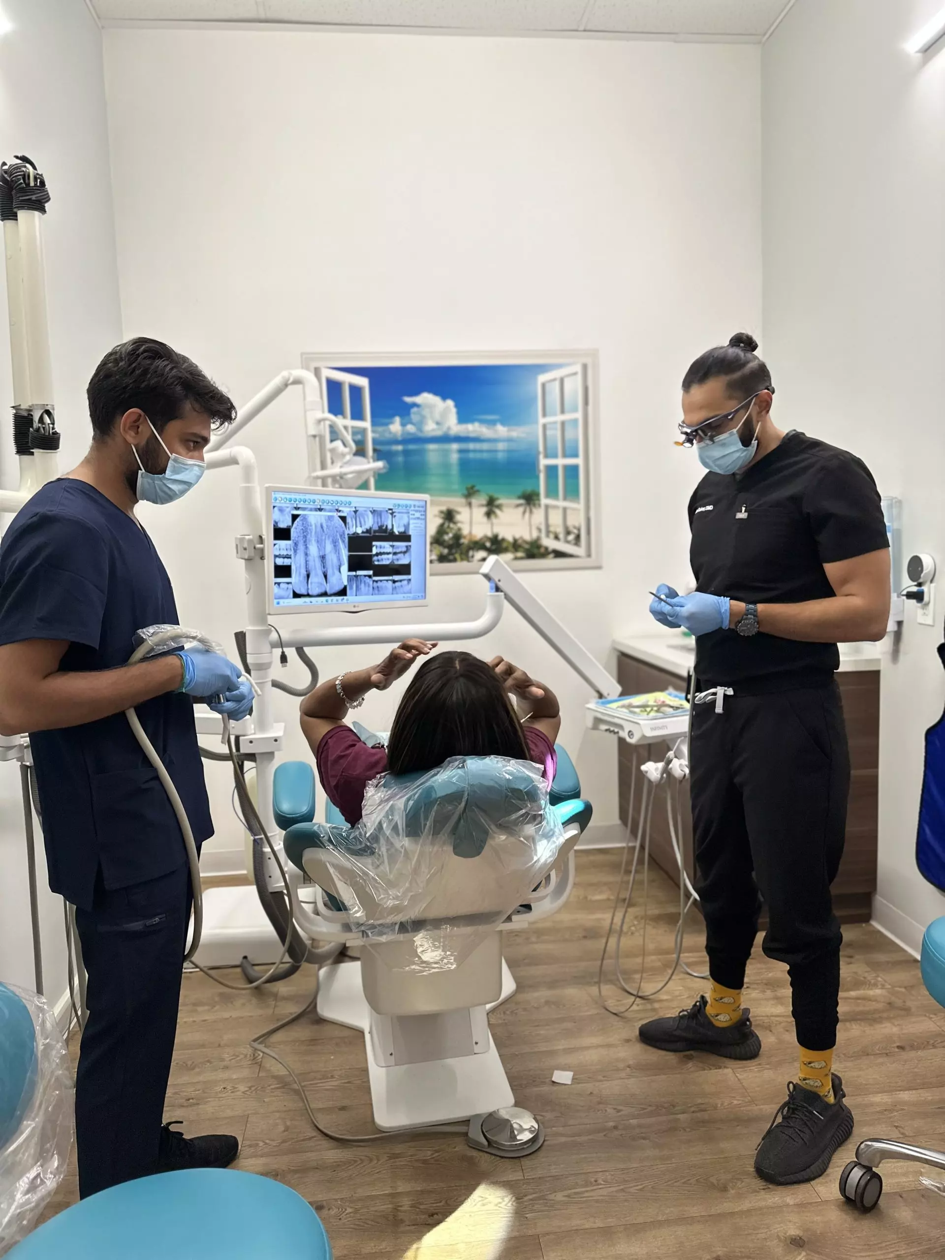 Complete Family & Specialty Dentistry in Los Angeles, CA